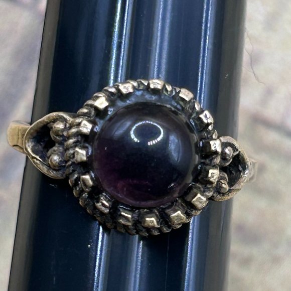 Jewelry - Vintage Old Ring 925 Gold Over Sterling Silver With Purple Cabochon Stone Sz 6